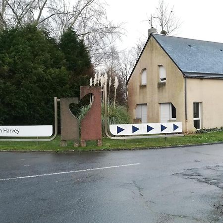 Gite De L'Etang Des Sarcelles Saint-Martin-d'Aubigny Eksteriør bilde