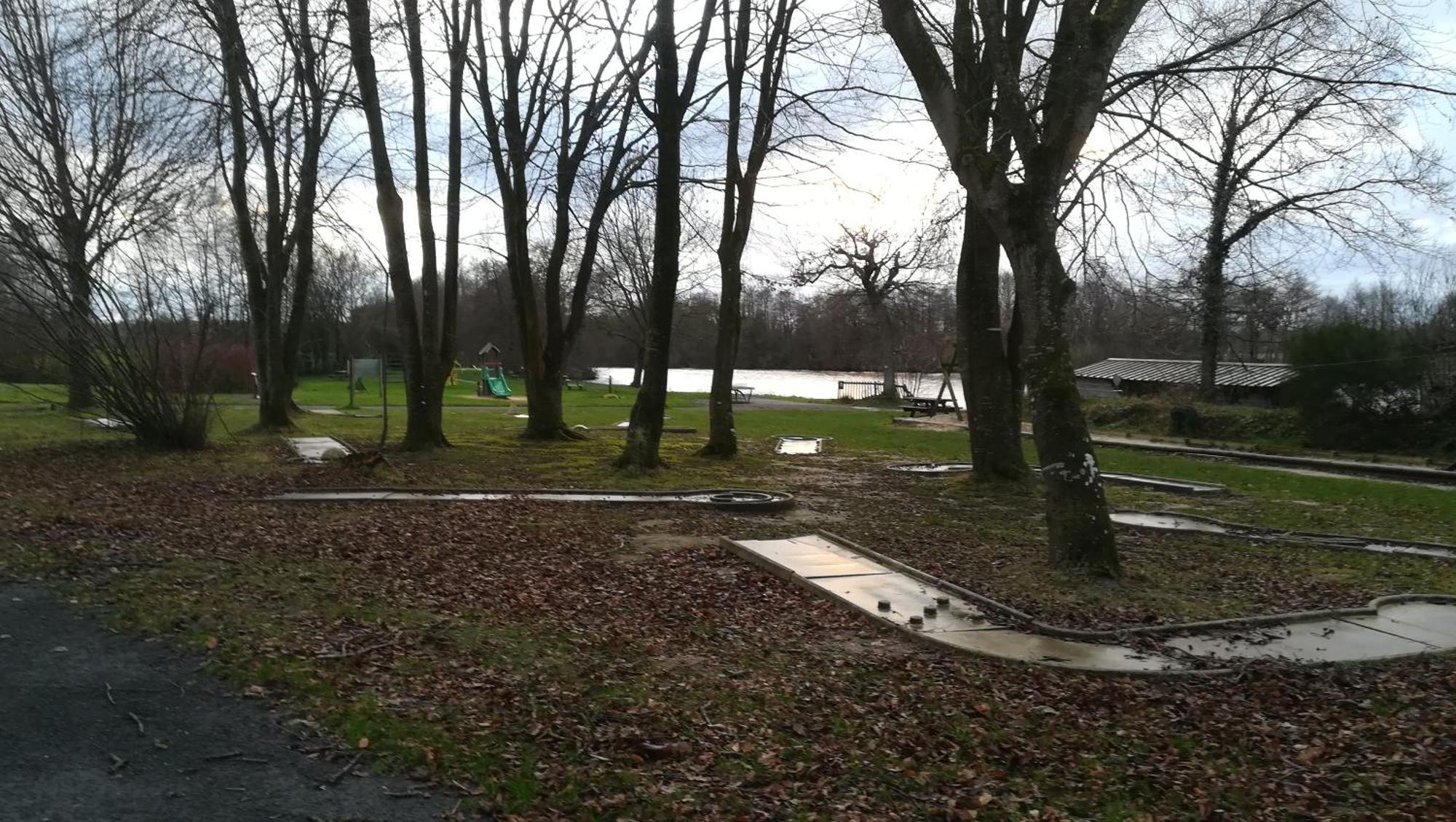 Gite De L'Etang Des Sarcelles Saint-Martin-d'Aubigny Eksteriør bilde